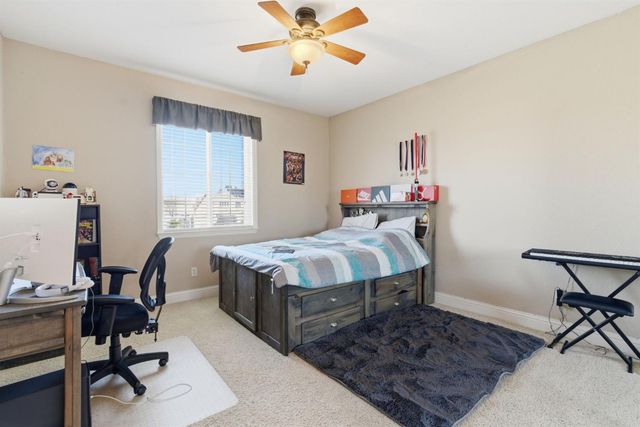 848 W Santos Ave, Ripon, CA 95366