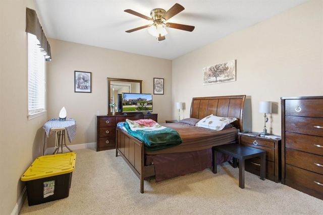 848 W Santos Ave, Ripon, CA 95366