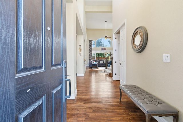 848 W Santos Ave, Ripon, CA 95366