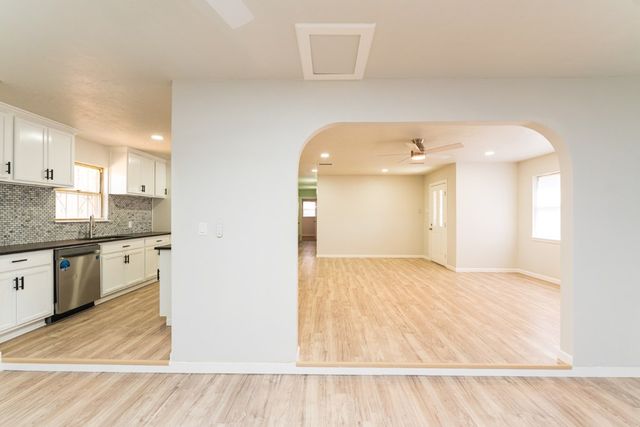 2102 Custer Ave, Odessa, TX 79761