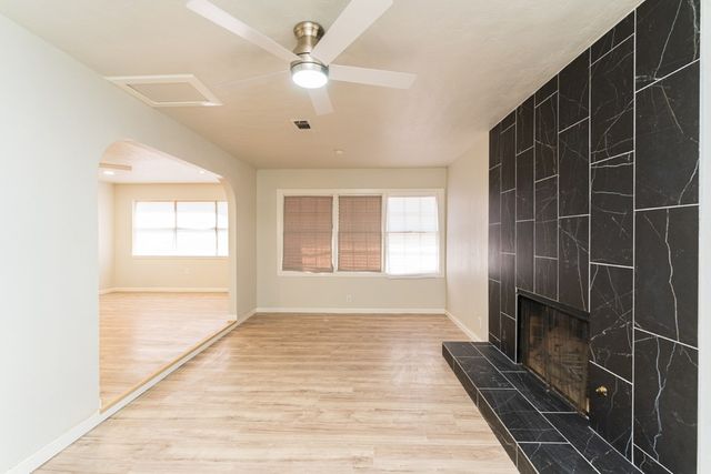 2102 Custer Ave, Odessa, TX 79761