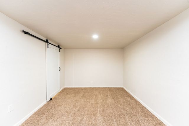 2102 Custer Ave, Odessa, TX 79761