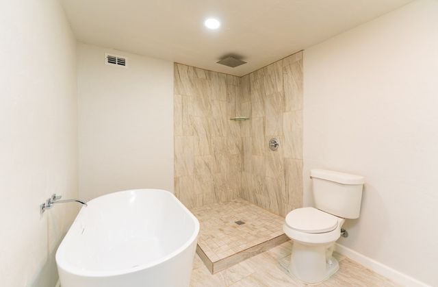 2102 Custer Ave, Odessa, TX 79761