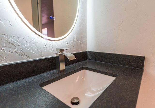 2102 Custer Ave, Odessa, TX 79761