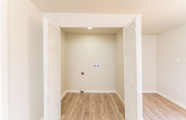 2102 Custer Ave, Odessa, TX 79761