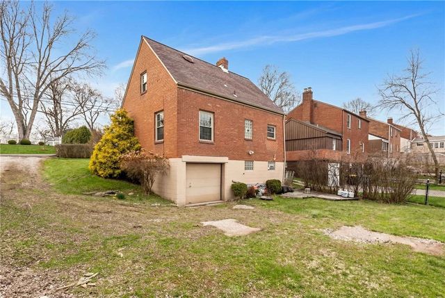 5779 Clark Ave, Bethel Park, PA 15102