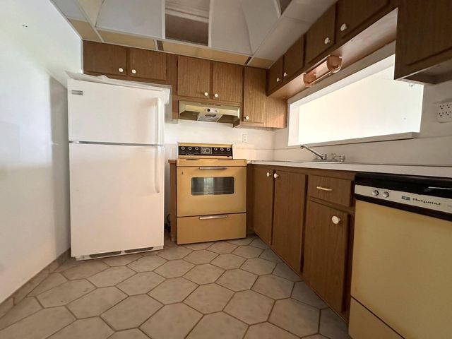 9090 Lime Bay Boulevard 106, Tamarac, FL 33321