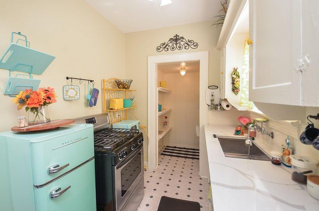 903 Mcintosh Street, Houston, TX 77009