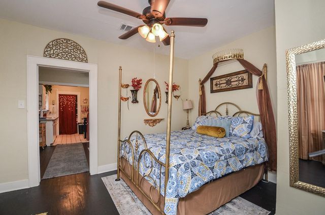 903 Mcintosh Street, Houston, TX 77009
