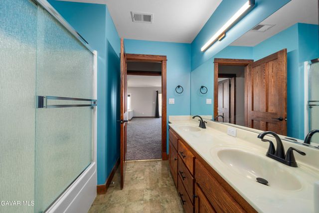 29600 Goldspike Road, Tehachapi, CA 93561