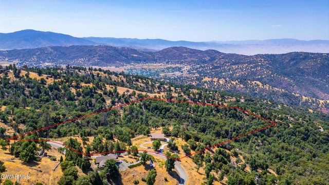 29600 Goldspike Road, Tehachapi, CA 93561