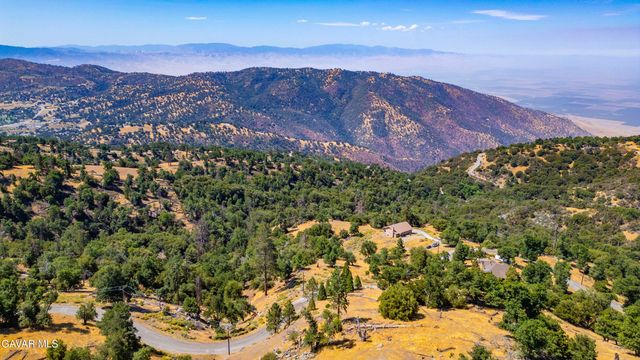 29600 Goldspike Road, Tehachapi, CA 93561
