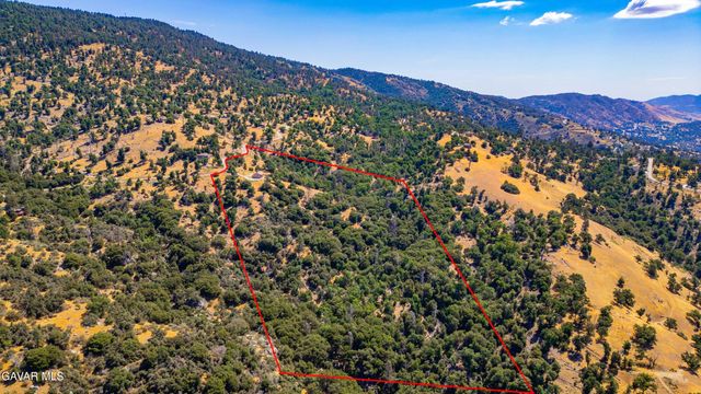 29600 Goldspike Road, Tehachapi, CA 93561