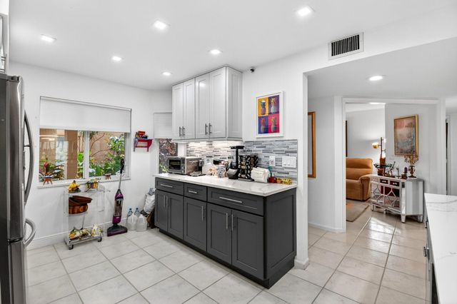 12560 Majesty Circle 104, Boynton Beach, FL 33437