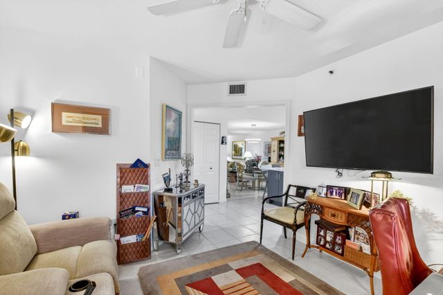 12560 Majesty Circle 104, Boynton Beach, FL 33437