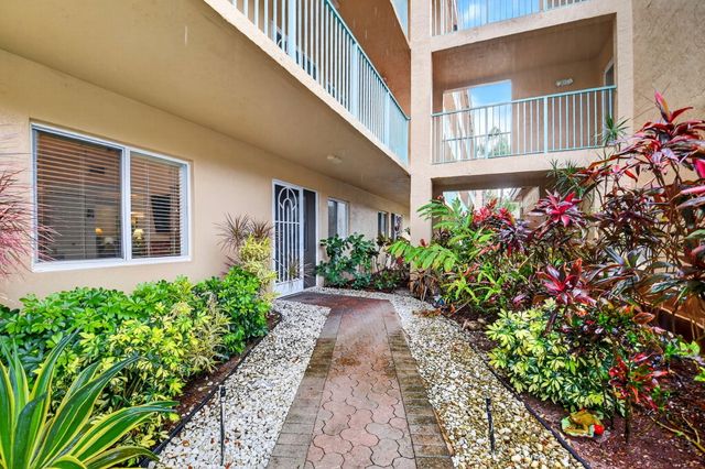 12560 Majesty Circle 104, Boynton Beach, FL 33437