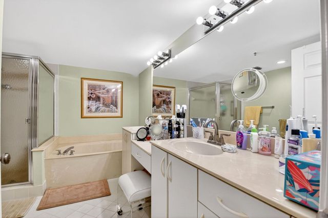 12560 Majesty Circle 104, Boynton Beach, FL 33437