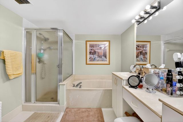 12560 Majesty Circle 104, Boynton Beach, FL 33437