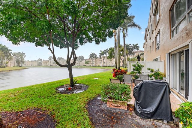 12560 Majesty Circle 104, Boynton Beach, FL 33437
