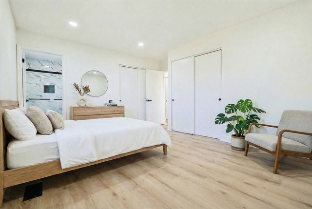 7784 Huntington Circle S, Hanover Park, IL 60133