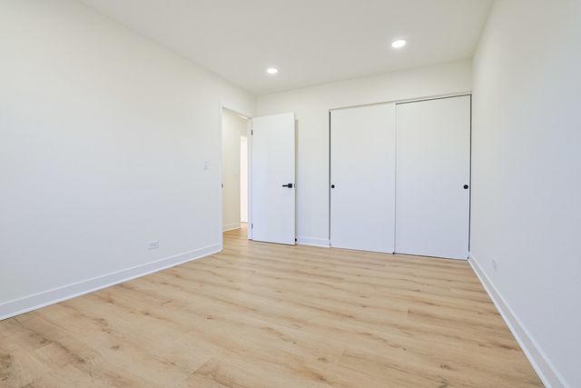 7784 Huntington Circle S, Hanover Park, IL 60133