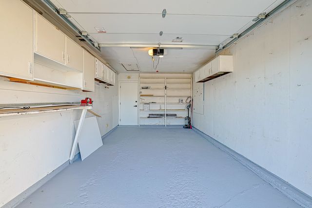 7784 Huntington Circle S, Hanover Park, IL 60133