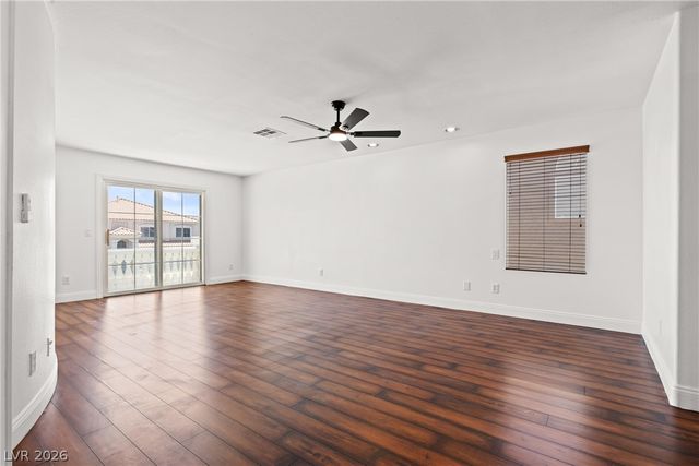 10831 Tawny Buck Court, Las Vegas, NV 89183