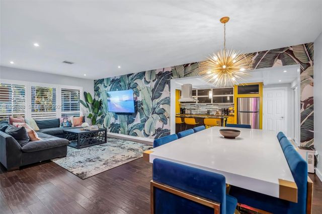 801 NW 24th St, Wilton Manors, FL 33311