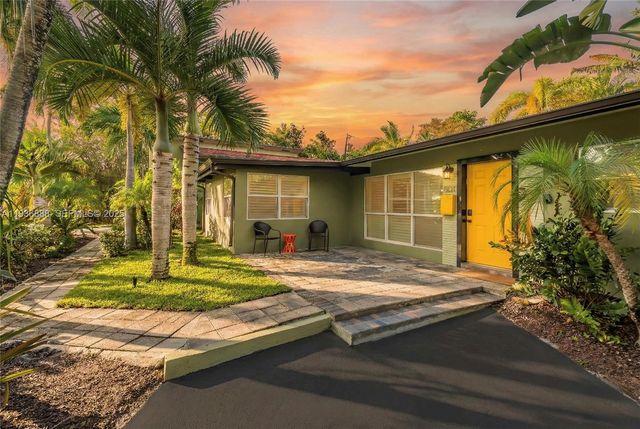 801 NW 24th St, Wilton Manors, FL 33311