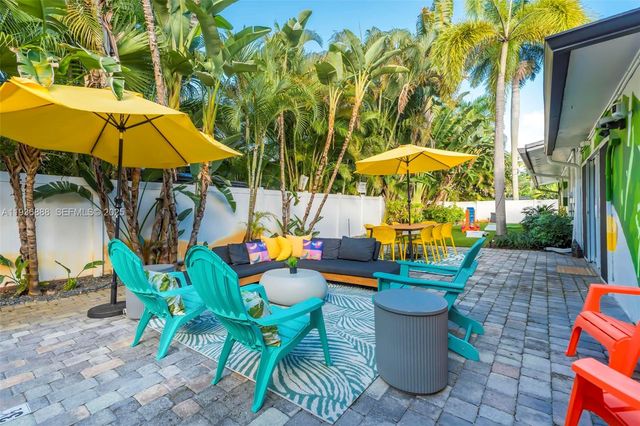 801 NW 24th St, Wilton Manors, FL 33311