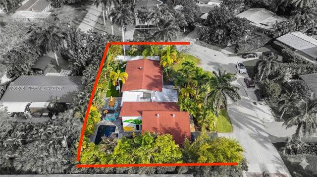 801 NW 24th St, Wilton Manors, FL 33311