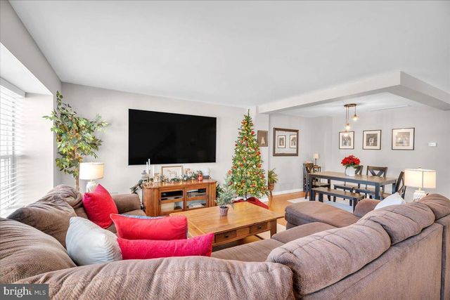 37 ALEXANDRA CT, Marlton, NJ 08053