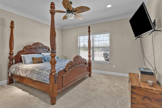 300 Deer Trace Boulevard, Diboll, TX 75941