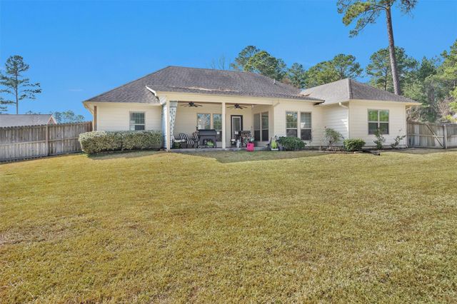 300 Deer Trace Boulevard, Diboll, TX 75941