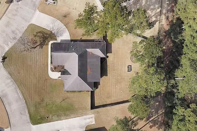 300 Deer Trace Boulevard, Diboll, TX 75941