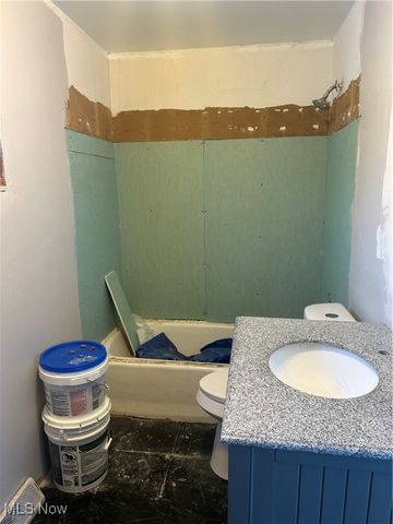 2025 Scott Court, Elyria, OH 44035