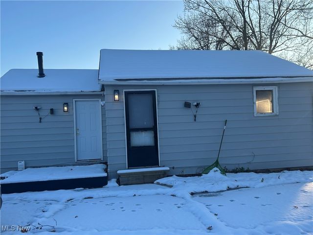 2025 Scott Court, Elyria, OH 44035