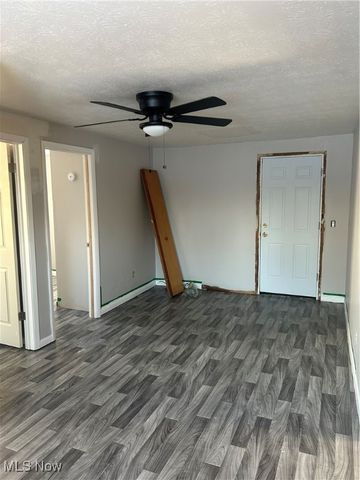 2025 Scott Court, Elyria, OH 44035