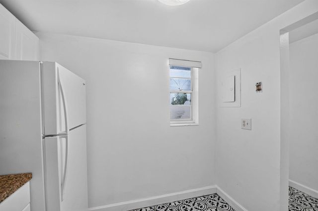 1505 Crescent Circle B24, Lake Park, FL 33403