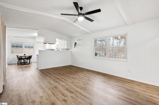 407 Dogwood Lane Extension, Travelers Rest, SC 29690