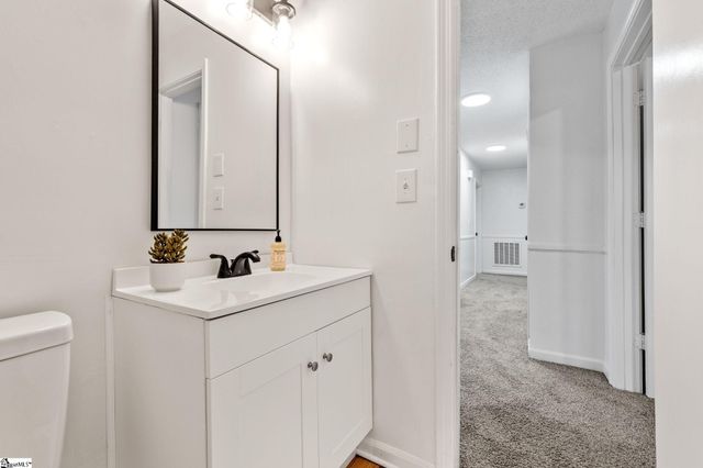 407 Dogwood Lane Extension, Travelers Rest, SC 29690