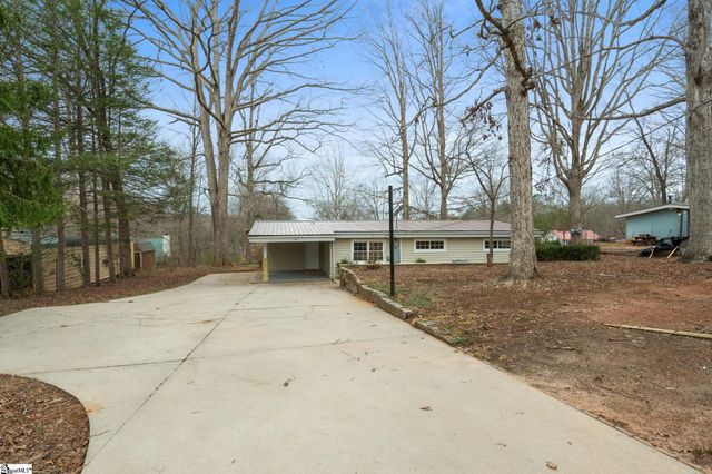 407 Dogwood Lane Extension, Travelers Rest, SC 29690