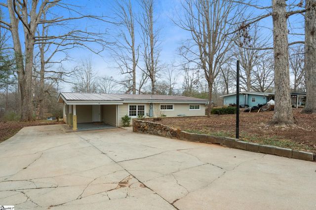 407 Dogwood Lane Extension, Travelers Rest, SC 29690