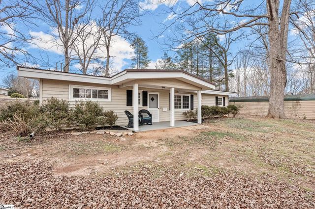 407 Dogwood Lane Extension, Travelers Rest, SC 29690