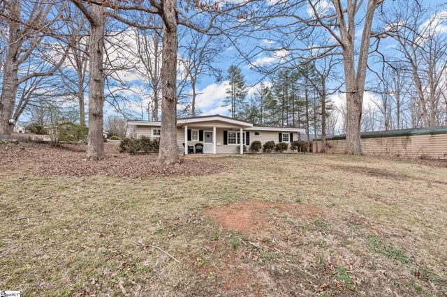 407 Dogwood Lane Extension, Travelers Rest, SC 29690