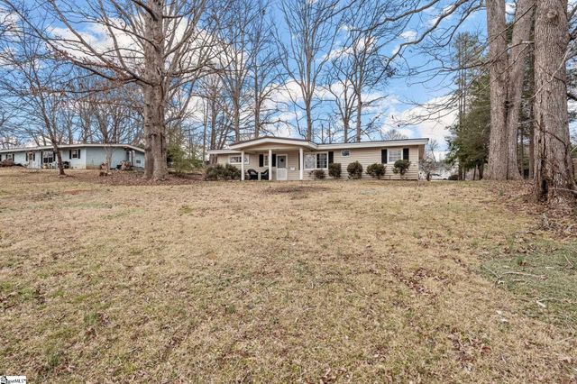 407 Dogwood Lane Extension, Travelers Rest, SC 29690