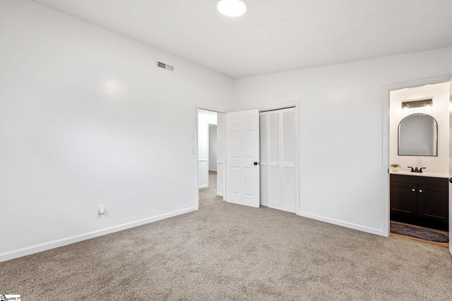 407 Dogwood Lane Extension, Travelers Rest, SC 29690