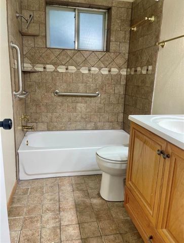 5030 Valley View Drive, La Porte, TX 77571