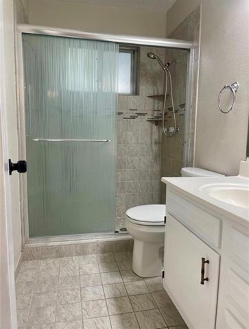 5030 Valley View Drive, La Porte, TX 77571