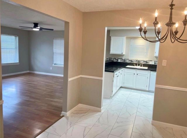 5030 Valley View Drive, La Porte, TX 77571